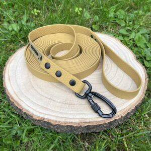 Chucorrea Simple de PVC Dorado (20 mm)